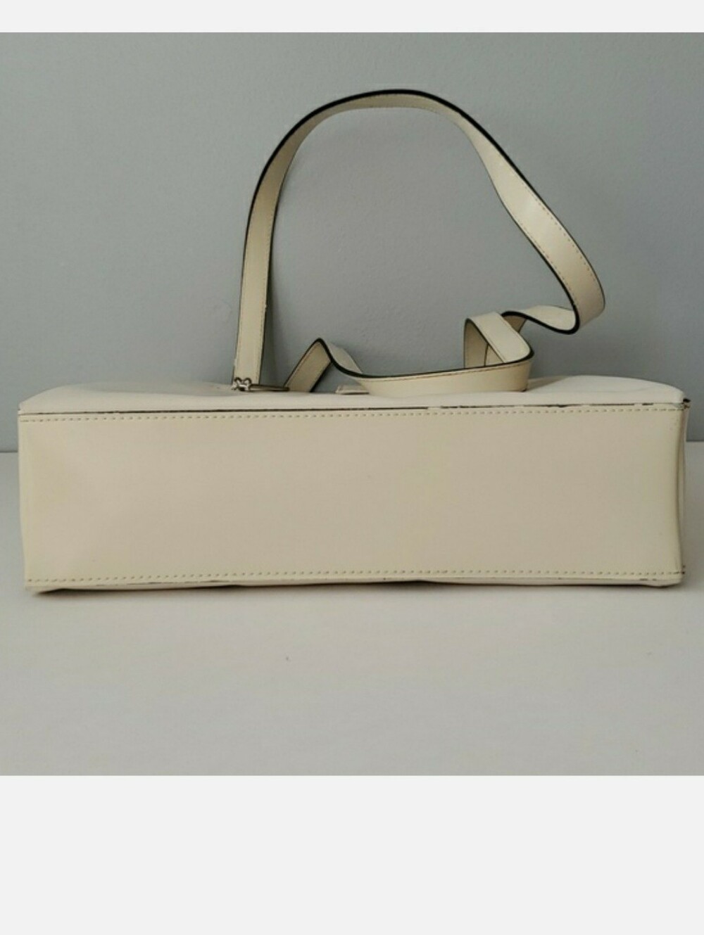 Guess Vintage Y2K Creamy Off White Shoulder Bag Purse - Picture 6 of 10